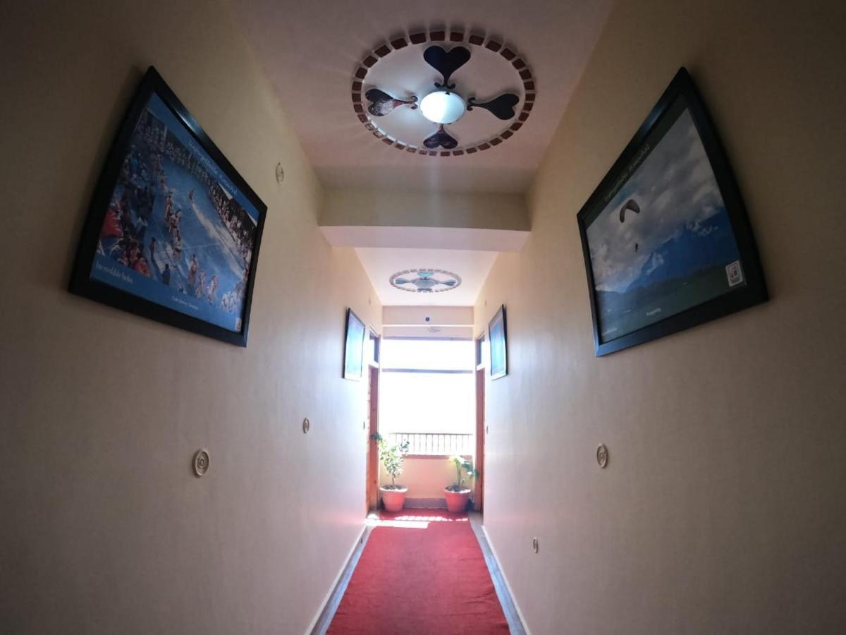 Hotel Snowflake Narkanda Buitenkant foto