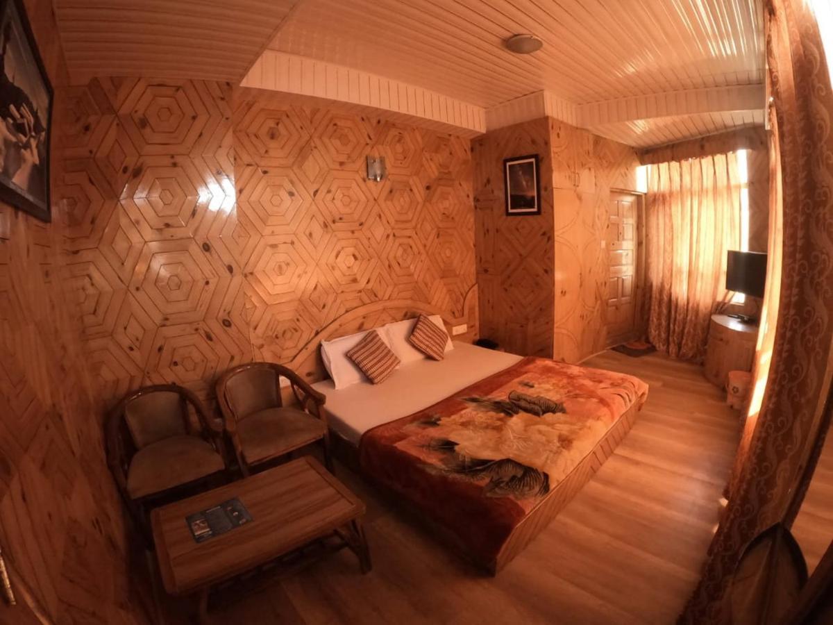 Hotel Snowflake Narkanda Buitenkant foto